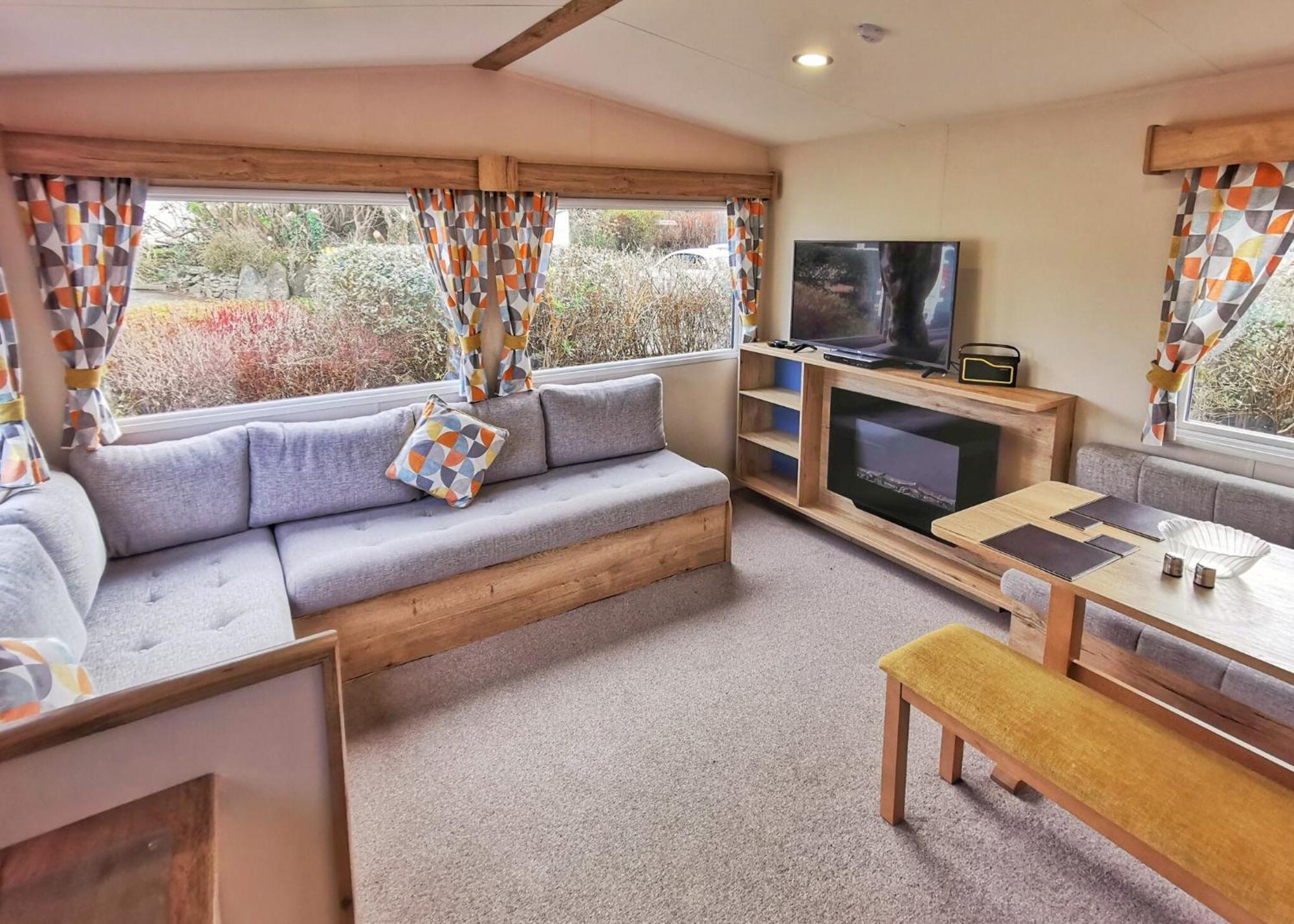 Woodland Vale Holiday Park Ludchurch Room photo